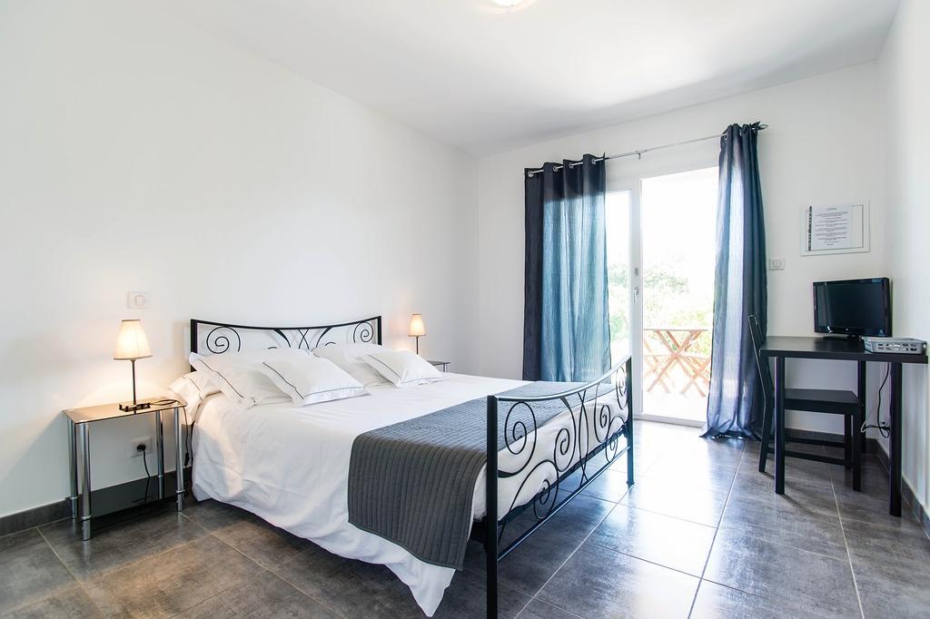 I Casilari Bed & Breakfast Сера-ди-Феро Стая снимка